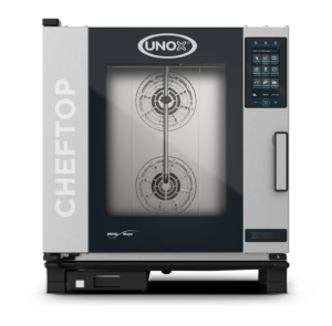 Forno UNOX professionale per la ristorazione installato nei nostri arredamenti.